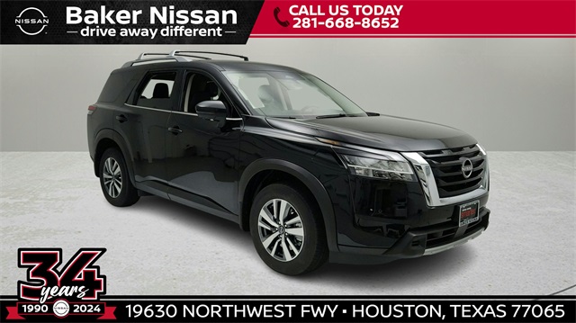 2024 Nissan Pathfinder SL