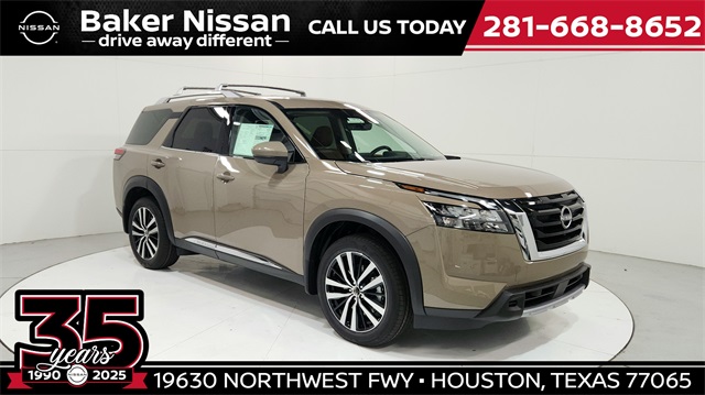 2025 Nissan Pathfinder Platinum