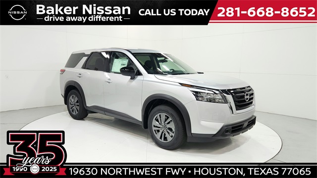 2025 Nissan Pathfinder S