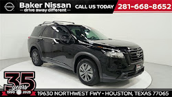 2022 Nissan Pathfinder SV